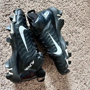 Nike football cleats size 3.5Y